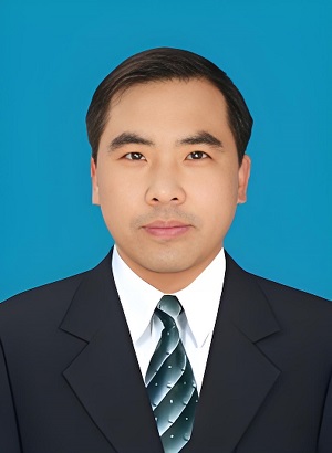 李新春